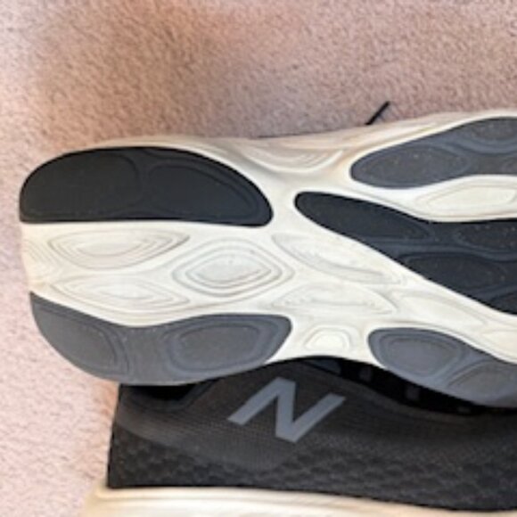 Men\'s New Balance 1080 V14 Size 13 2E Running Shoe main image 7
